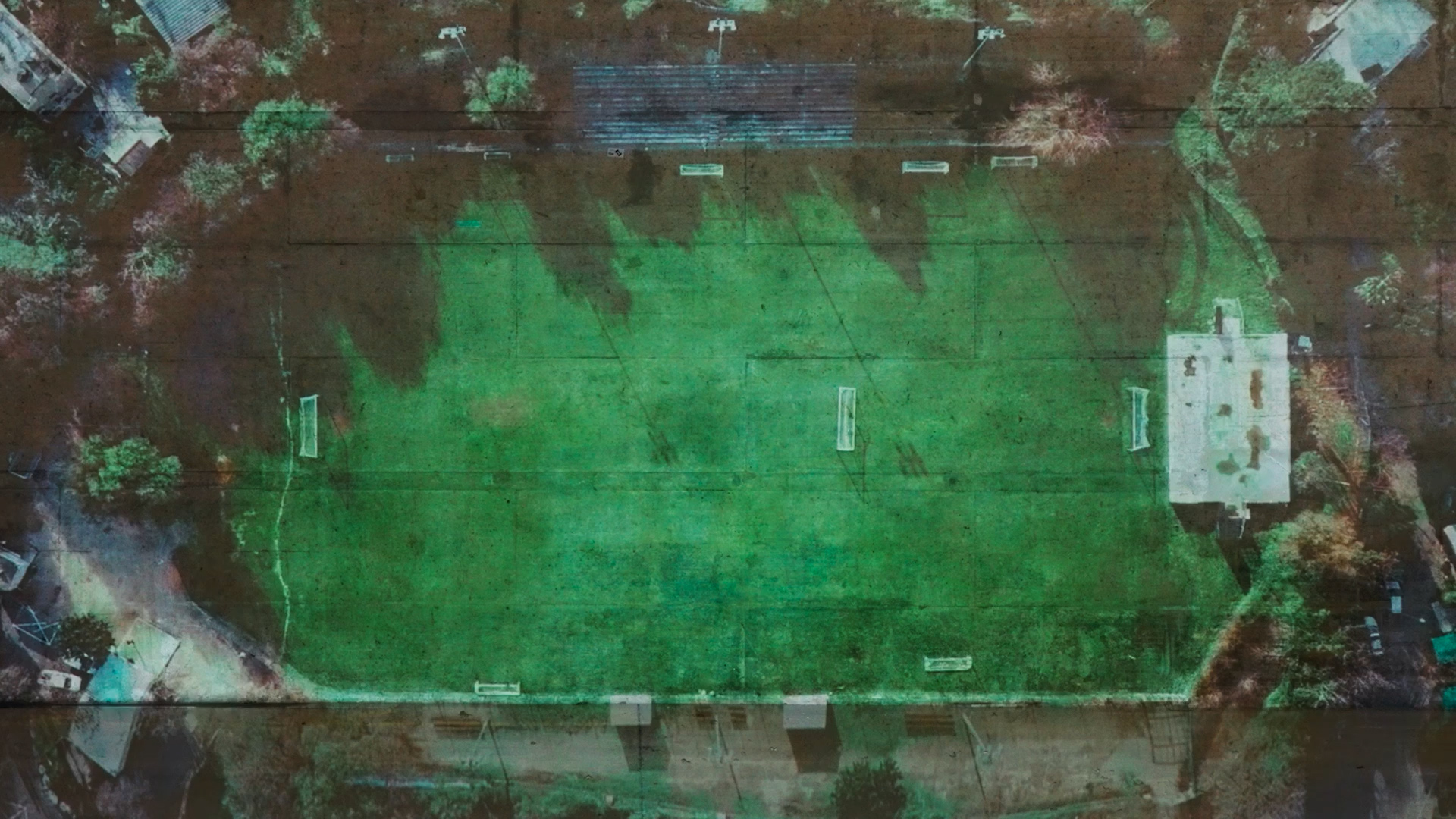 leroy_sae_director_cut.mp4.00_00_00_00.Standbild001