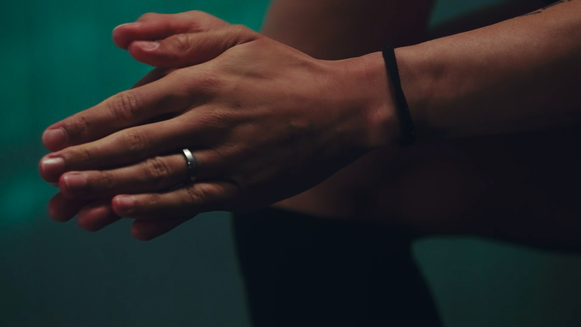 leroy_sae_director_cut.mp4.00_00_12_05.Standbild007