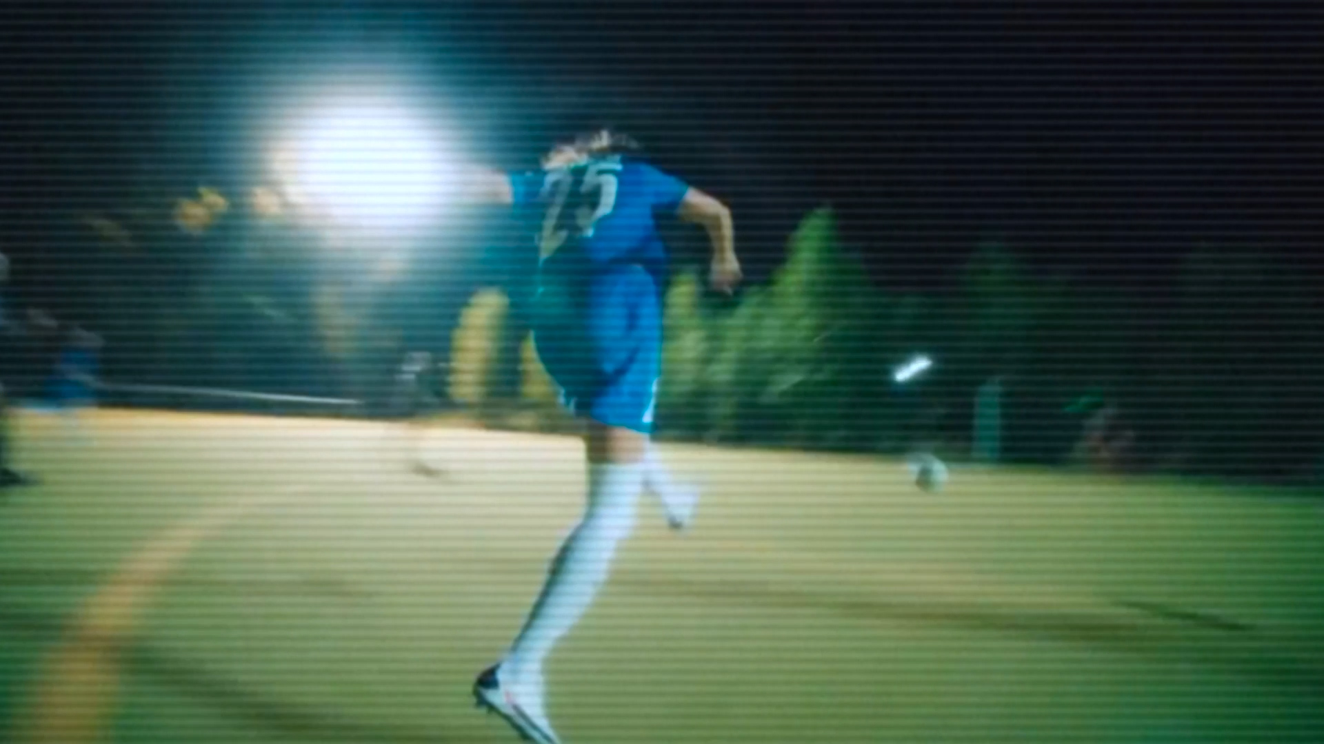 leroy_sae_director_cut.mp4.00_00_13_00.Standbild015